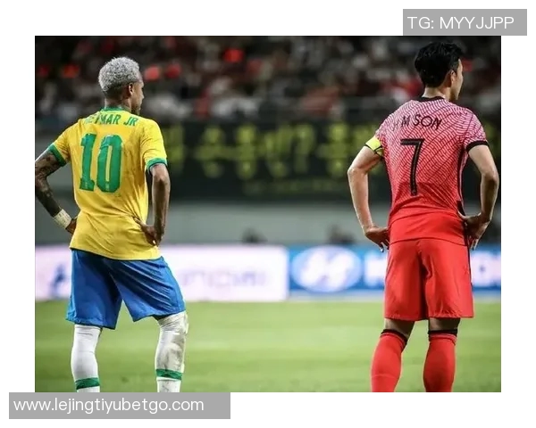 桑德罗强调赛后休息的重要性选择商业航班返回巴西 桑德罗强调赛后休息的重要性选择商业航班返回巴西