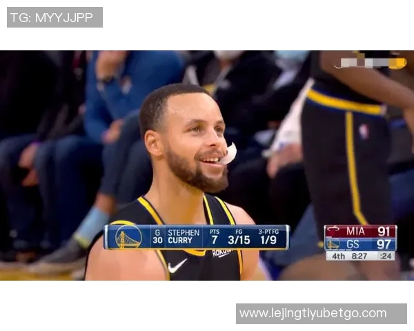 巴特勒谈库里表现强调团队合作的重要性不应依赖单一球员拯救比赛 巴特勒谈库里表现强调团队合作的重要性不应依赖单一球员拯救比赛