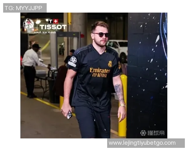 东契奇罚球失误引发球迷惊恐全场贡献33分11板8助3断表现依旧抢眼 东契奇罚球失误引发球迷惊恐全场贡献33分11板8助3断表现依旧抢眼